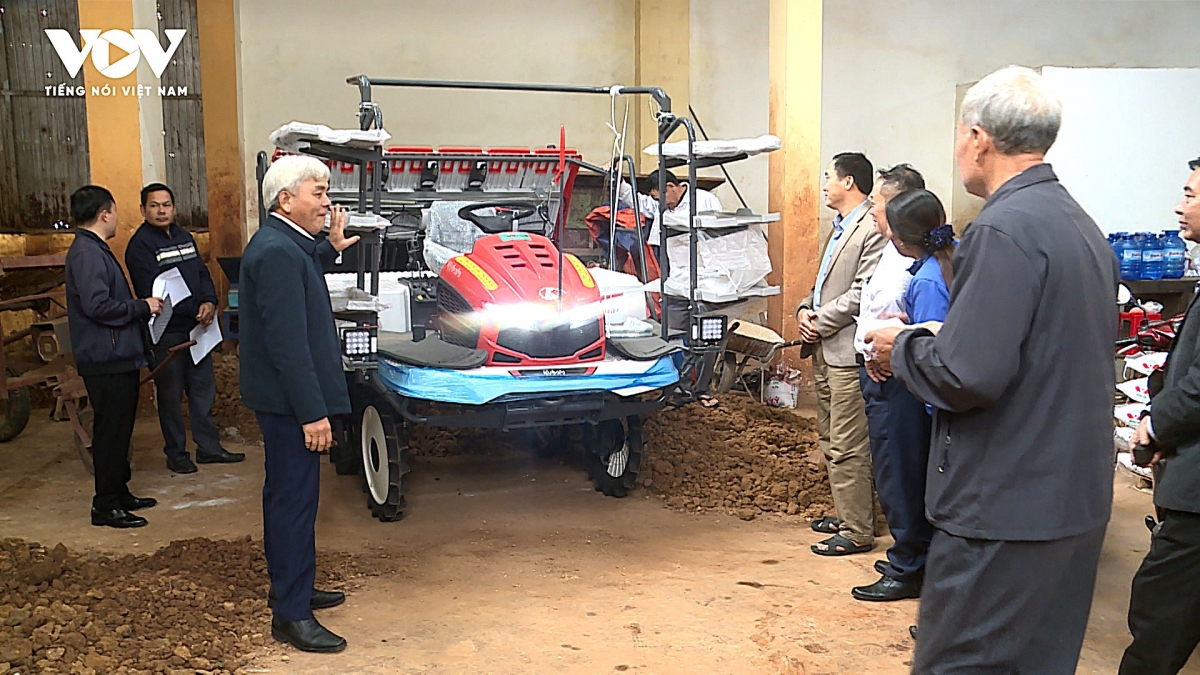 Hợp tác xã – “bà đỡ” của nông dân trong xây dựng nông thôn mới ở Nghệ An